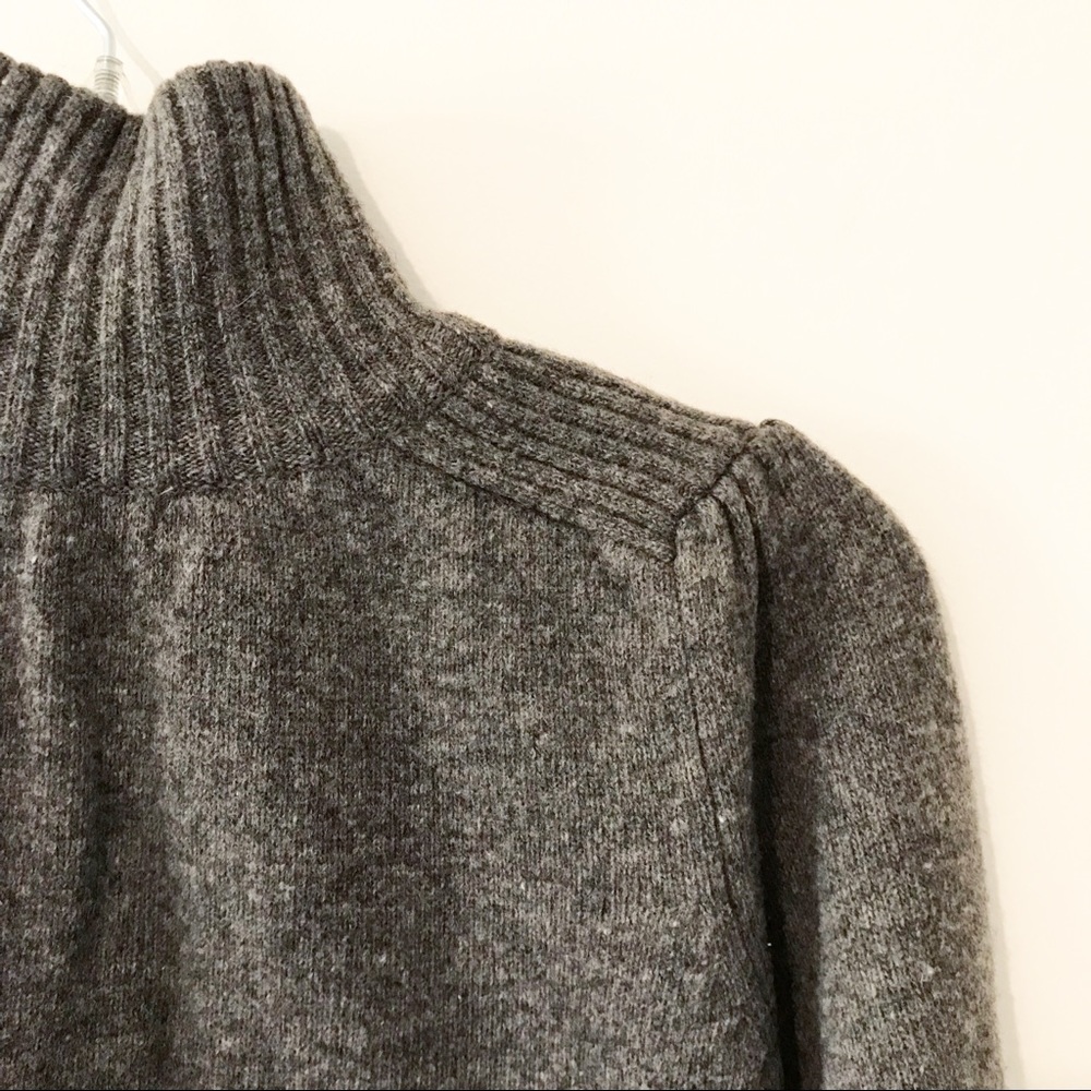 Urban Outfitters BDG zip up sweater. - Picture 3 of 5